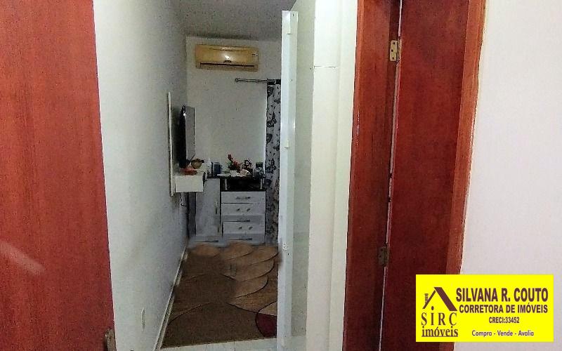 Casa à venda com 3 quartos, 200m² - Foto 11