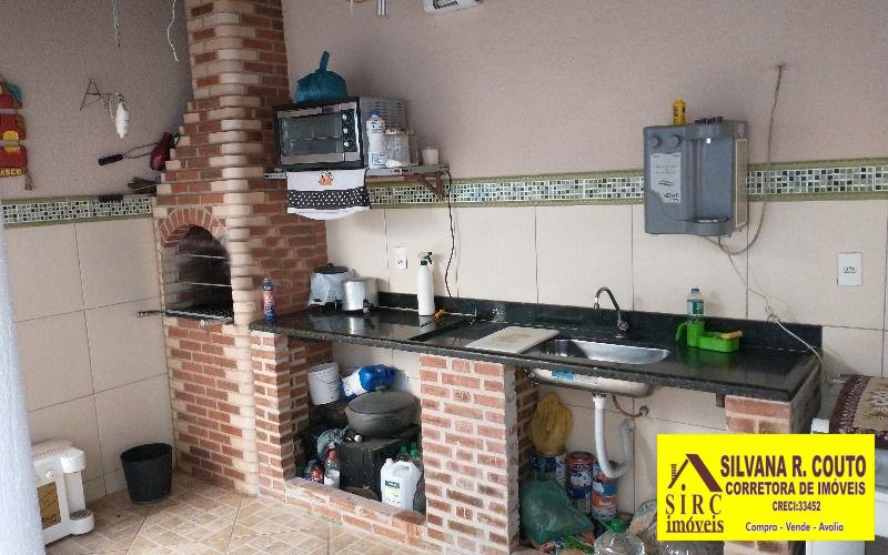 Casa à venda com 3 quartos, 200m² - Foto 23