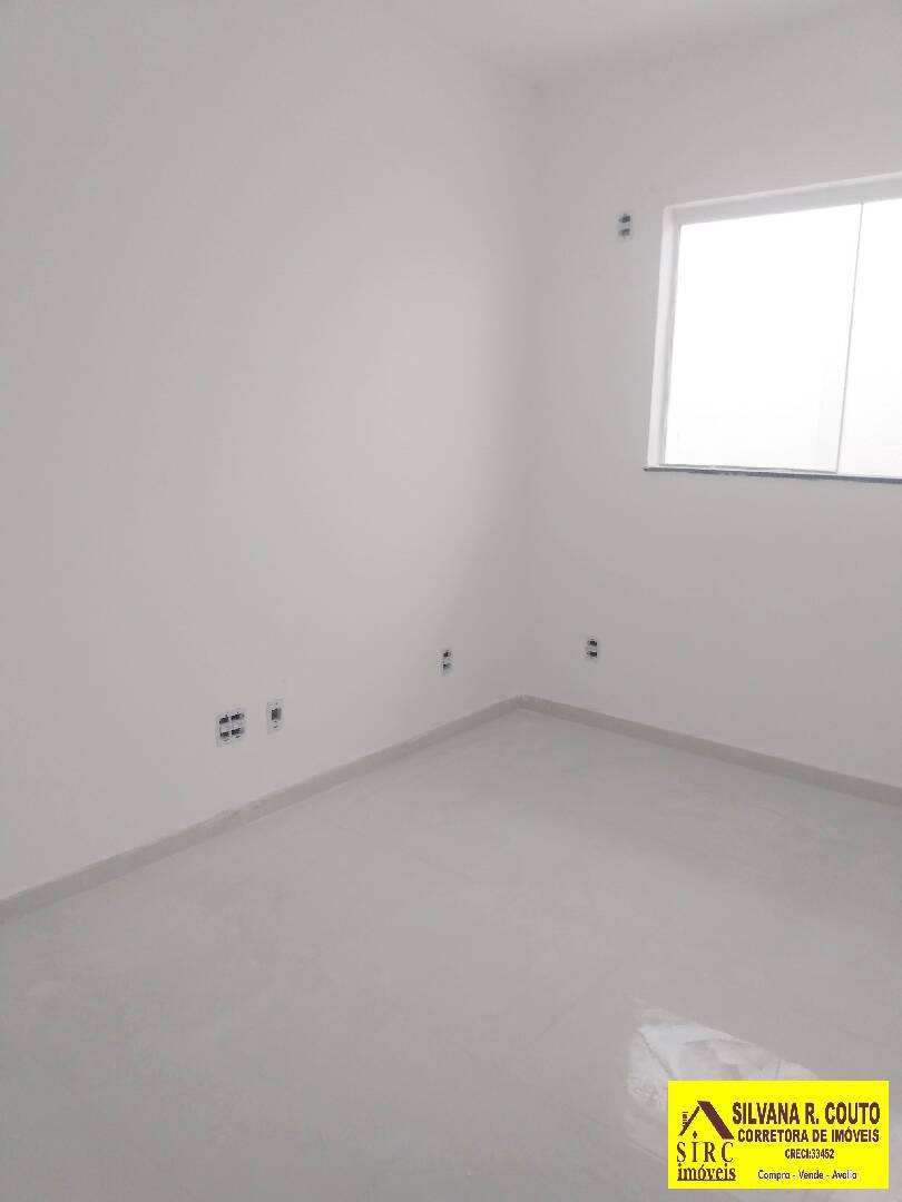 Casa à venda com 2 quartos, 220m² - Foto 11