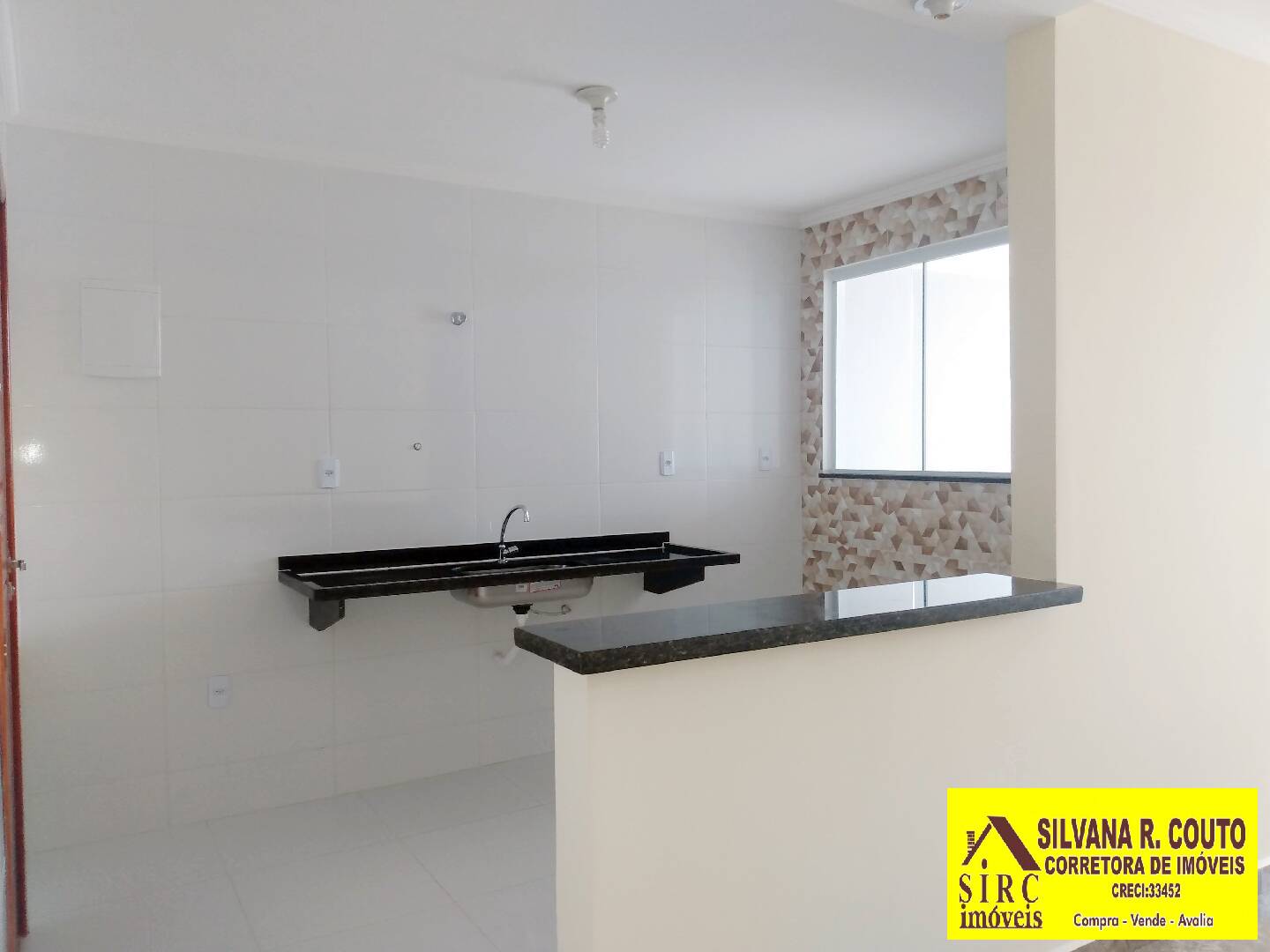 Casa à venda com 3 quartos, 2402m² - Foto 4