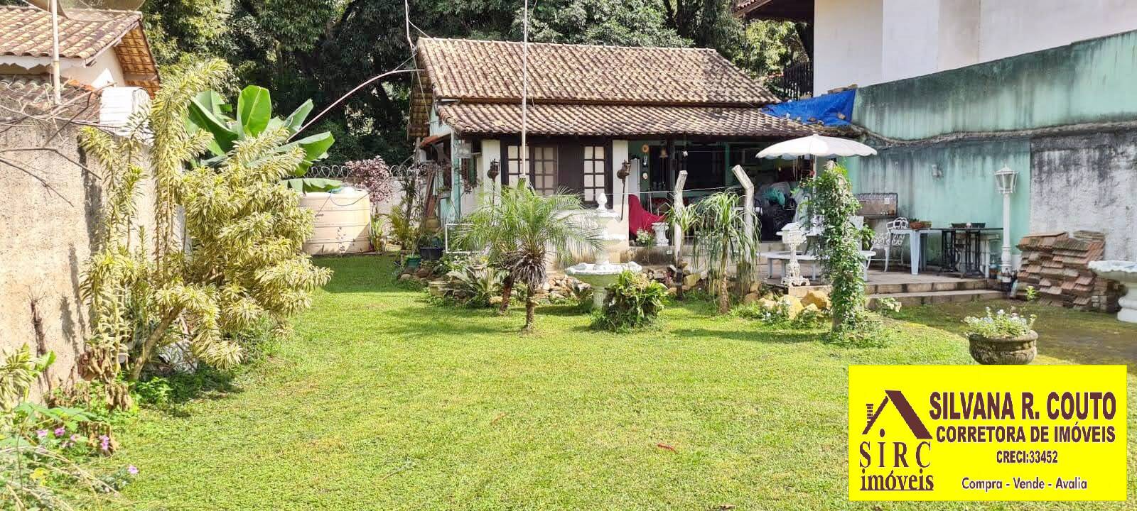 Casa de Condomínio à venda com 3 quartos, 360m² - Foto 2