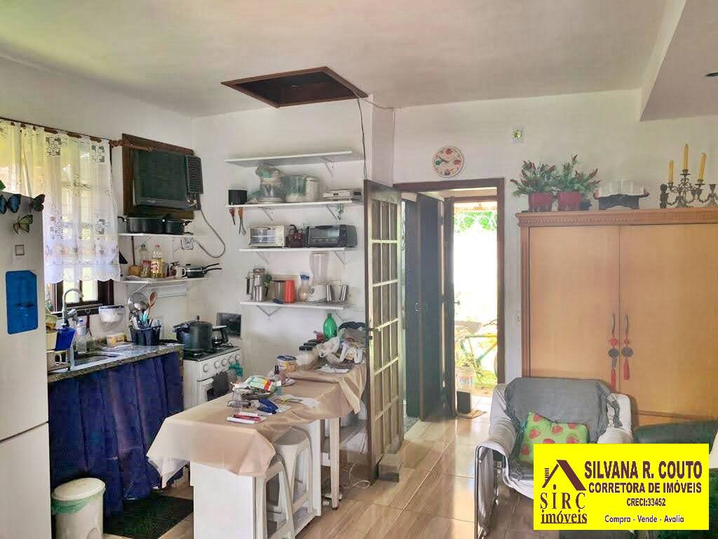 Casa de Condomínio à venda com 3 quartos, 360m² - Foto 14