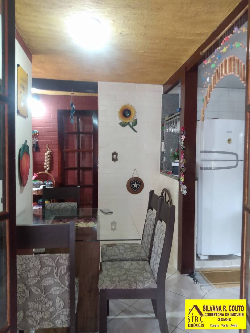 Casa à venda com 4 quartos, 360m² - Foto 14