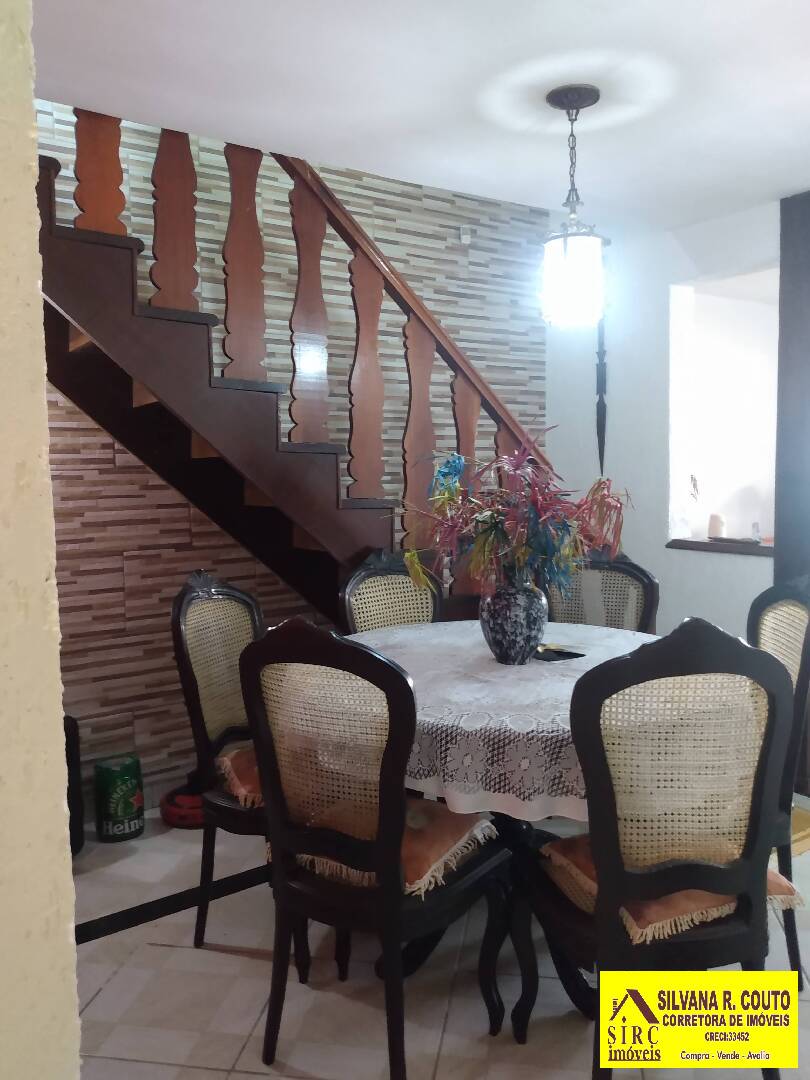 Casa à venda com 4 quartos, 360m² - Foto 31