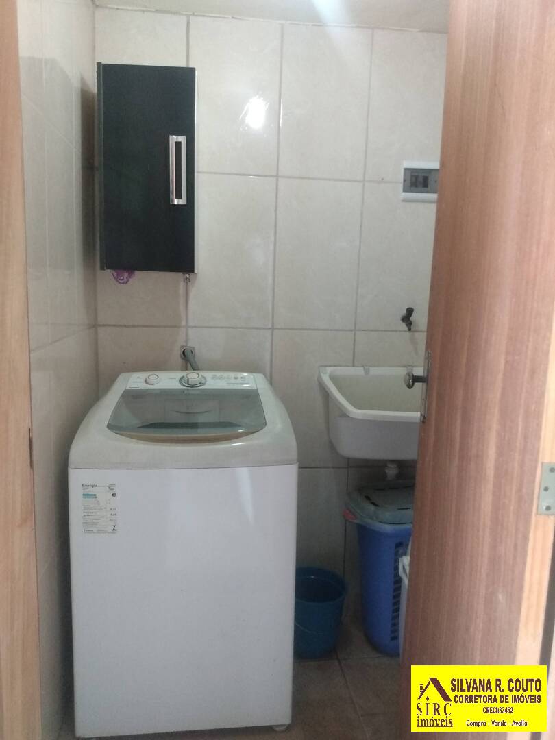 Casa à venda com 3 quartos, 300m² - Foto 17