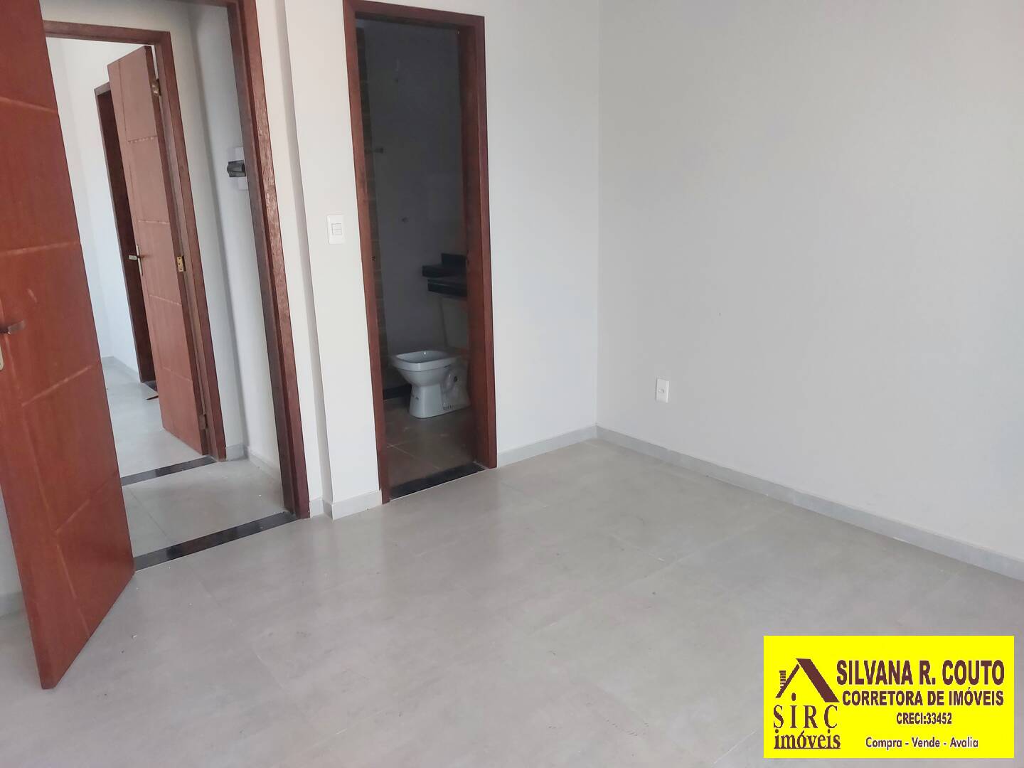 Casa à venda com 2 quartos, 100m² - Foto 13