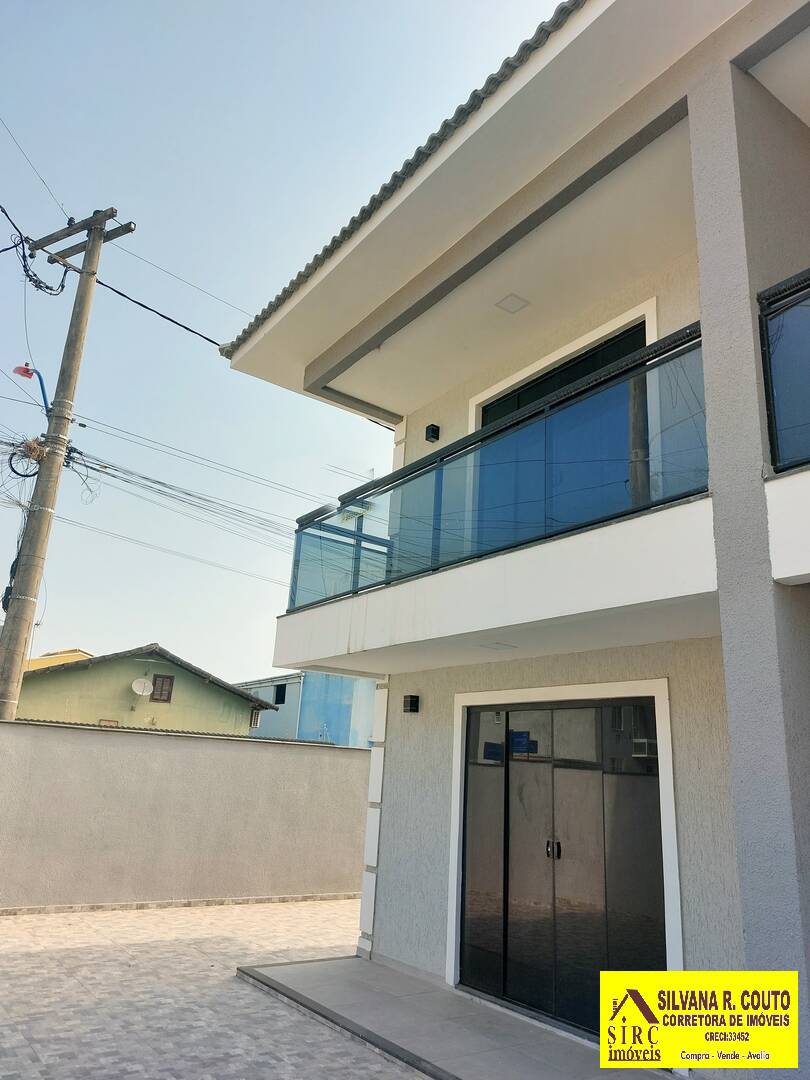 Casa à venda com 2 quartos, 100m² - Foto 1