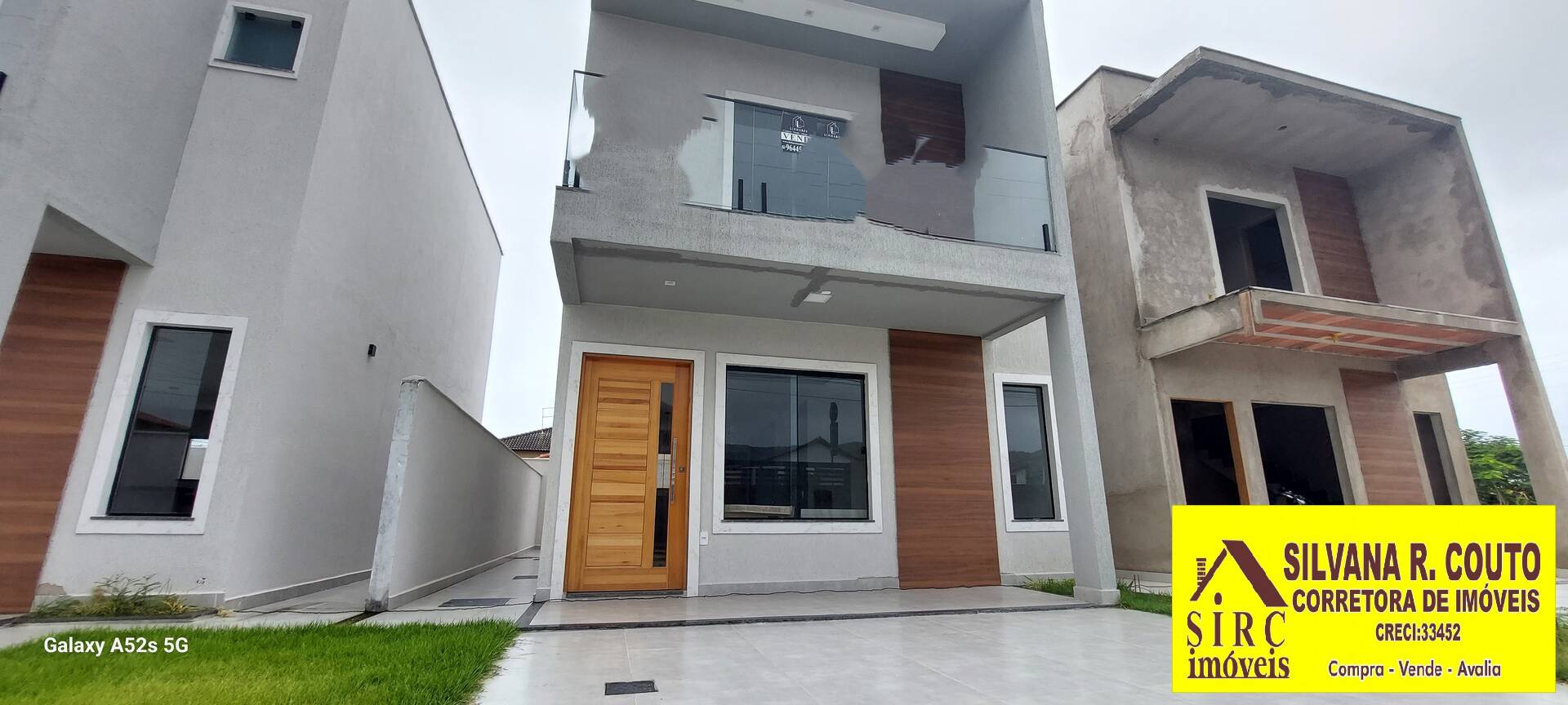 Casa à venda com 3 quartos, 155m² - Foto 1