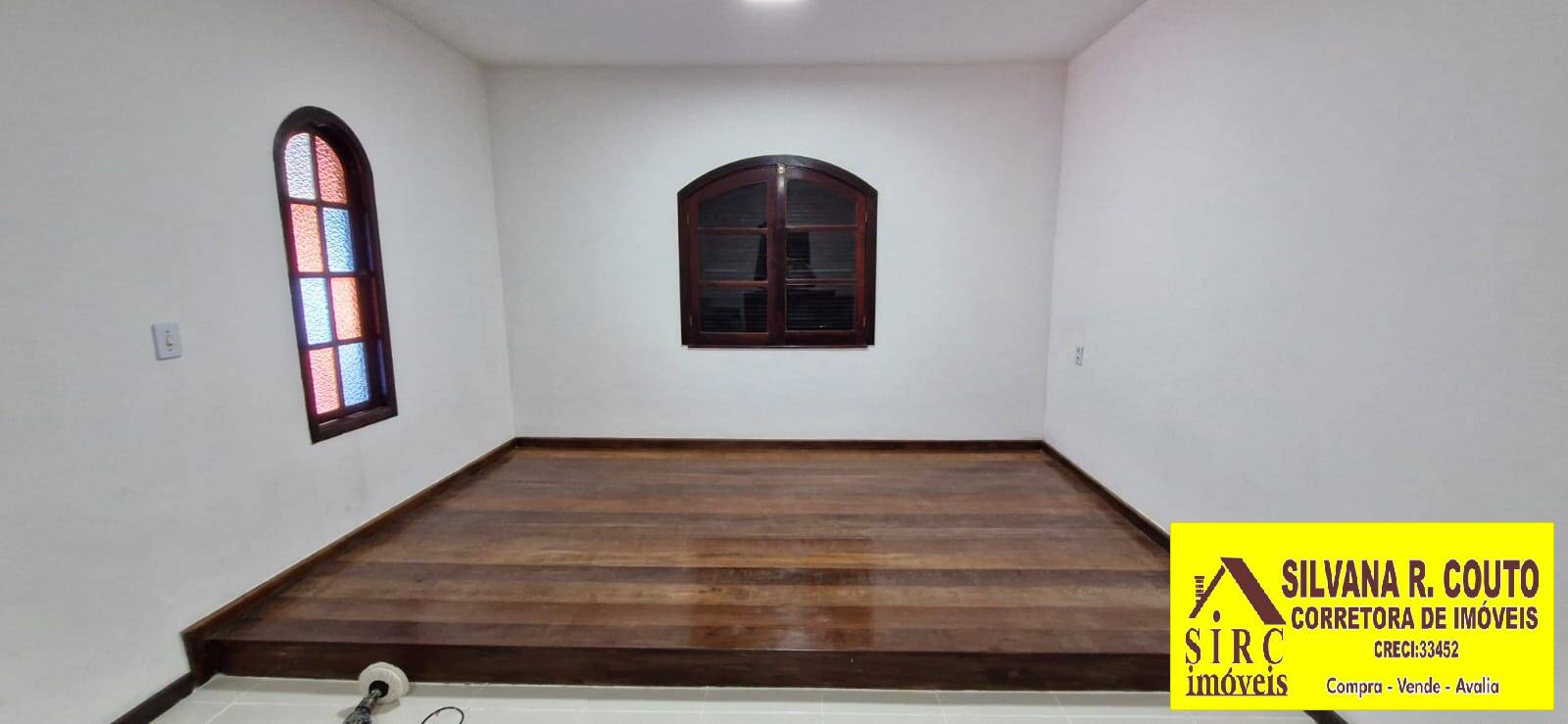 Casa à venda com 4 quartos, 1000m² - Foto 17