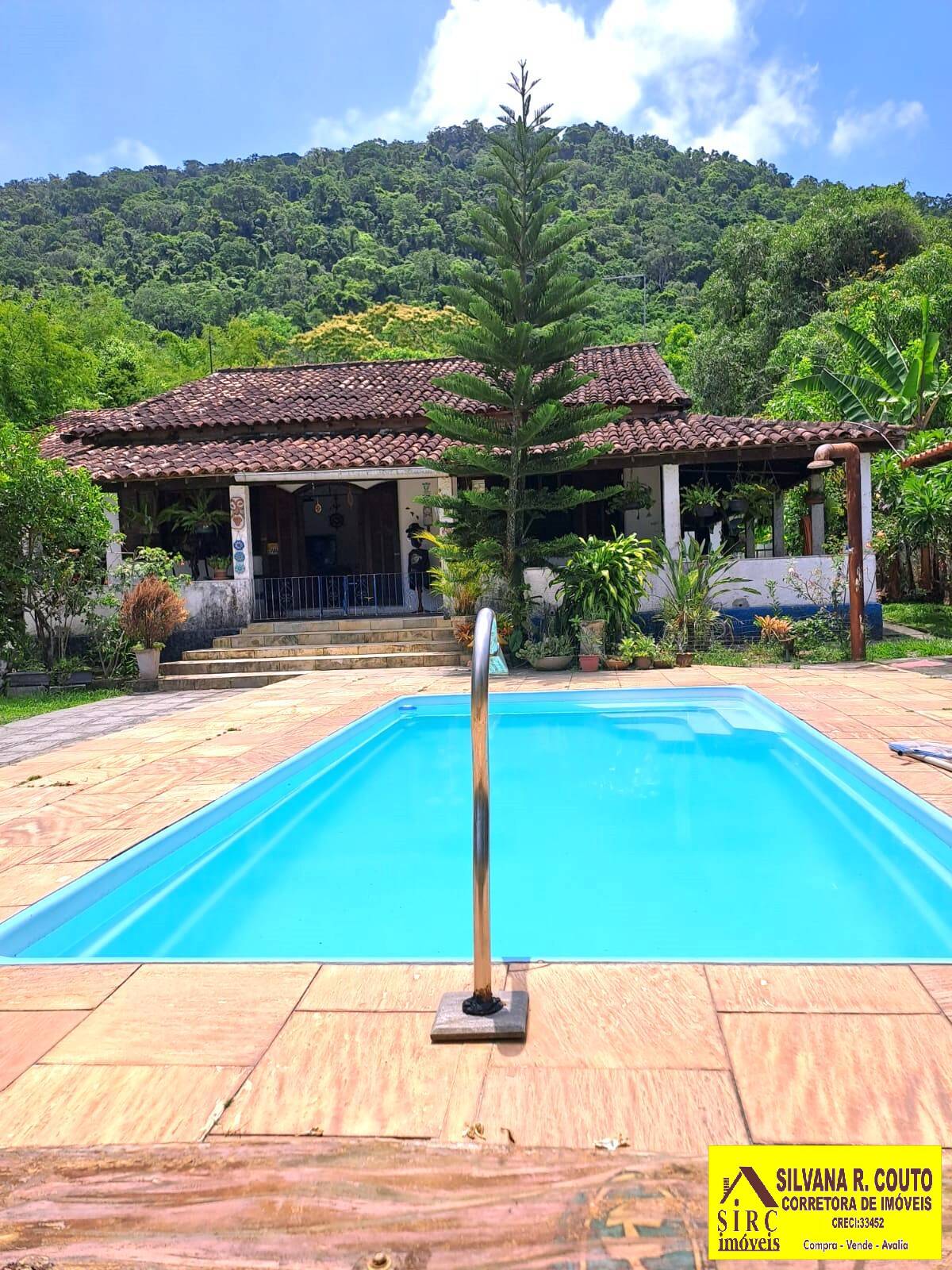 Fazenda à venda com 4 quartos, 1000m² - Foto 1