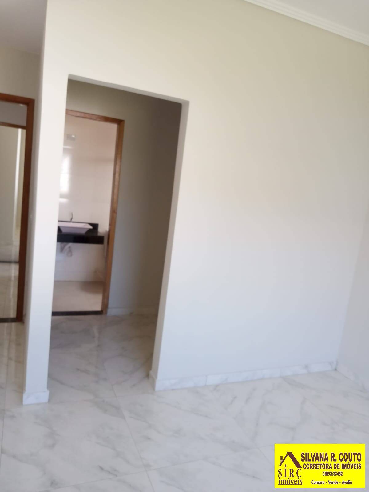 Casa à venda com 2 quartos, 240m² - Foto 9