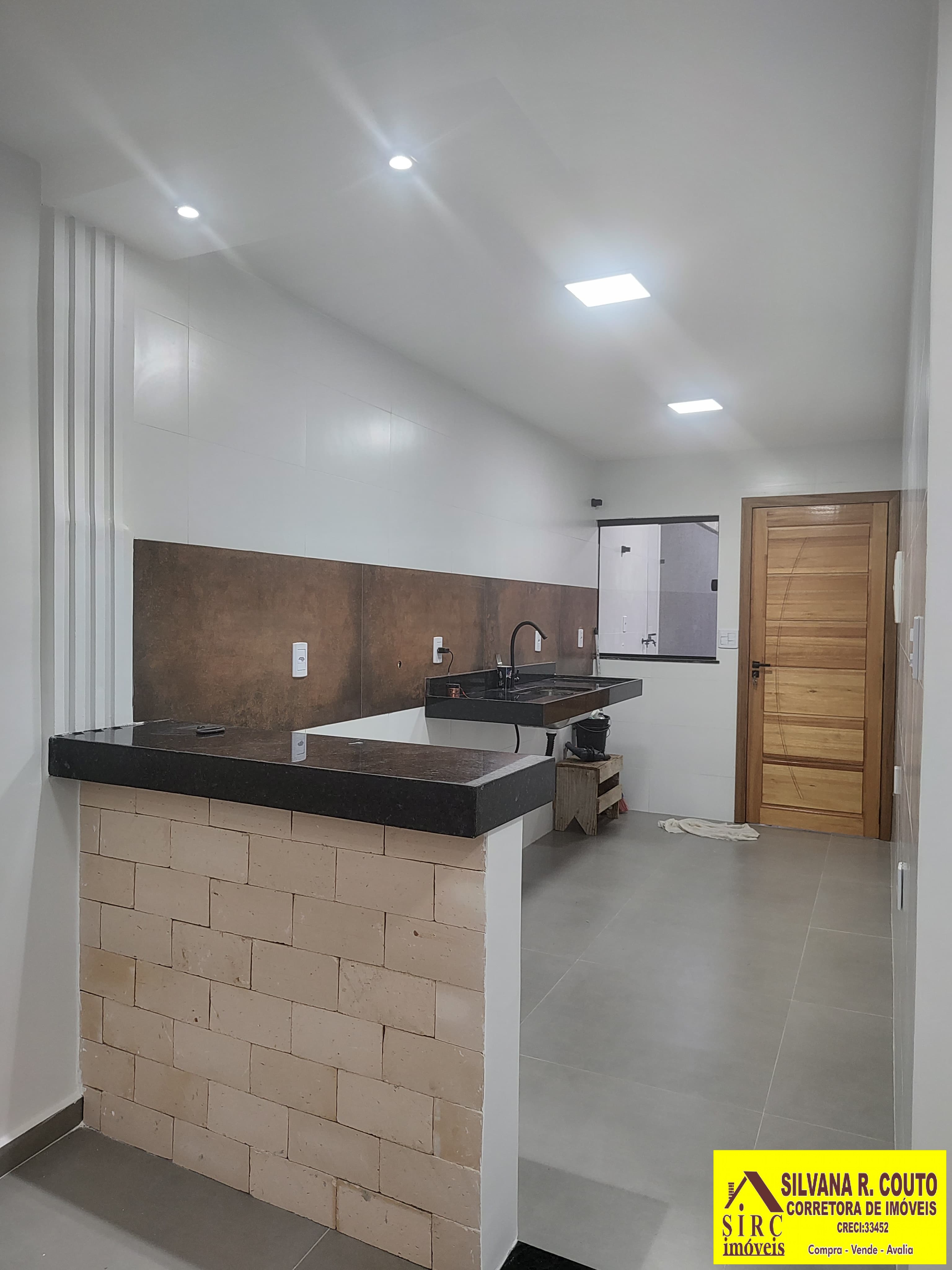 Casa à venda com 2 quartos, 240m² - Foto 17