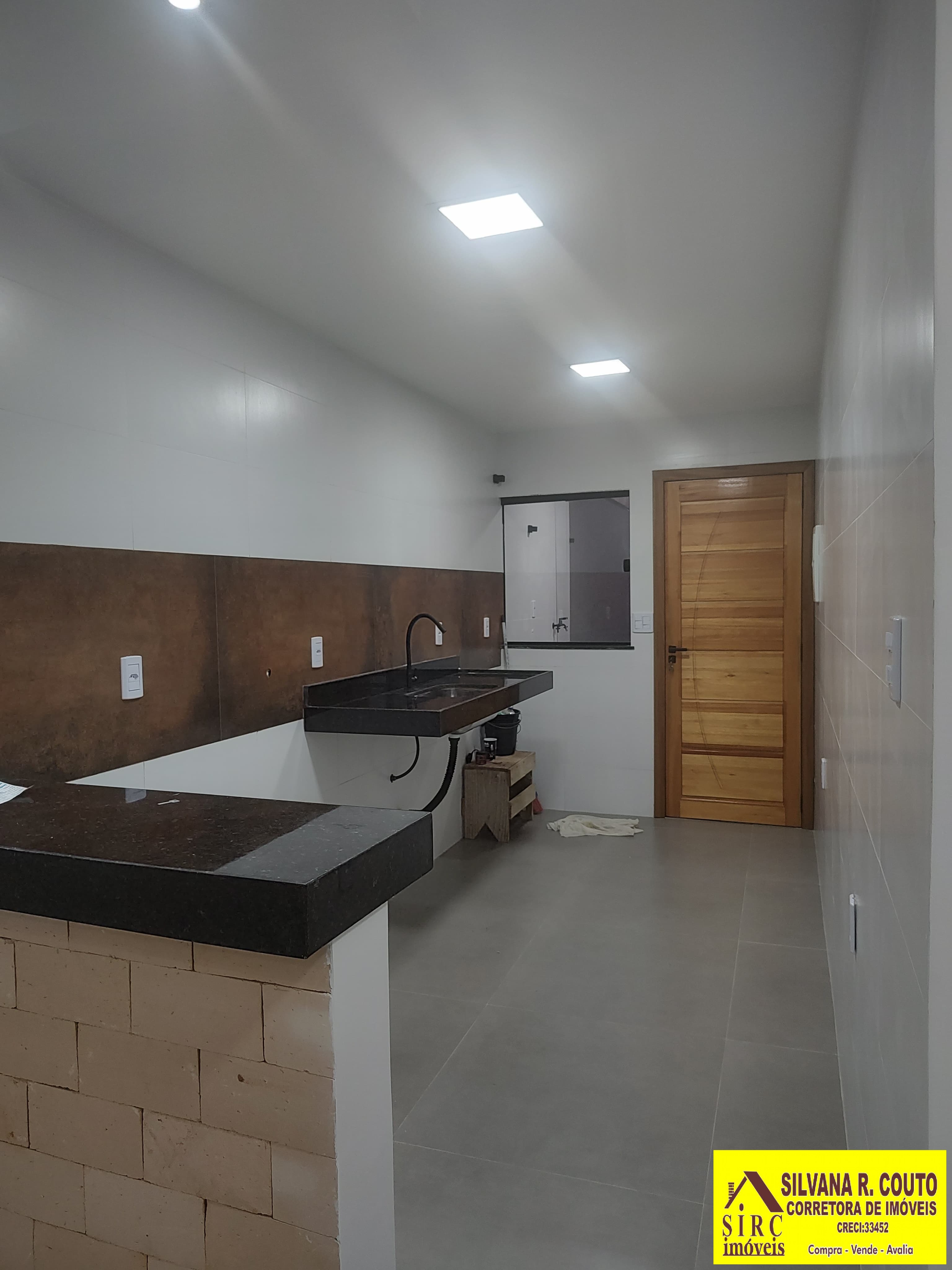 Casa à venda com 2 quartos, 240m² - Foto 25