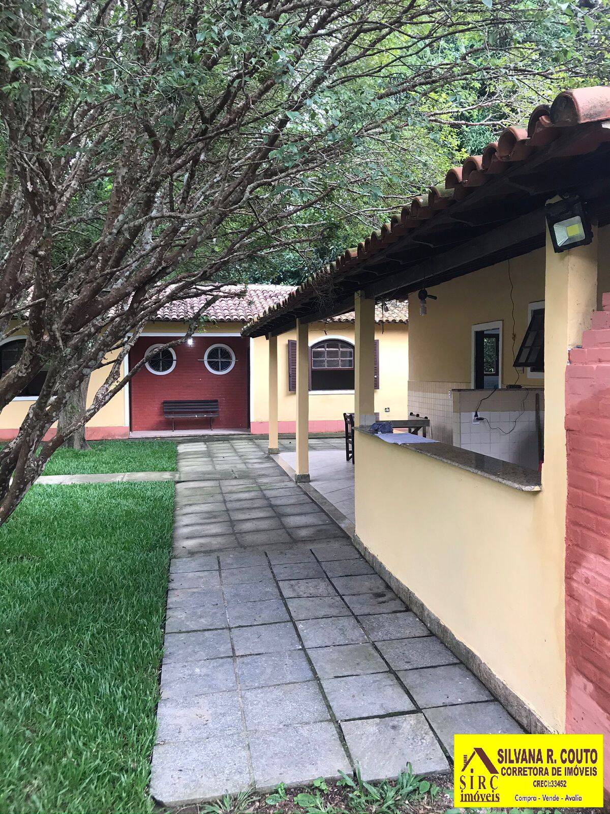 Casa à venda com 8 quartos, 2700m² - Foto 11